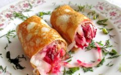 Блины на кефире толстые и пышные: рецепт с фото пошагово